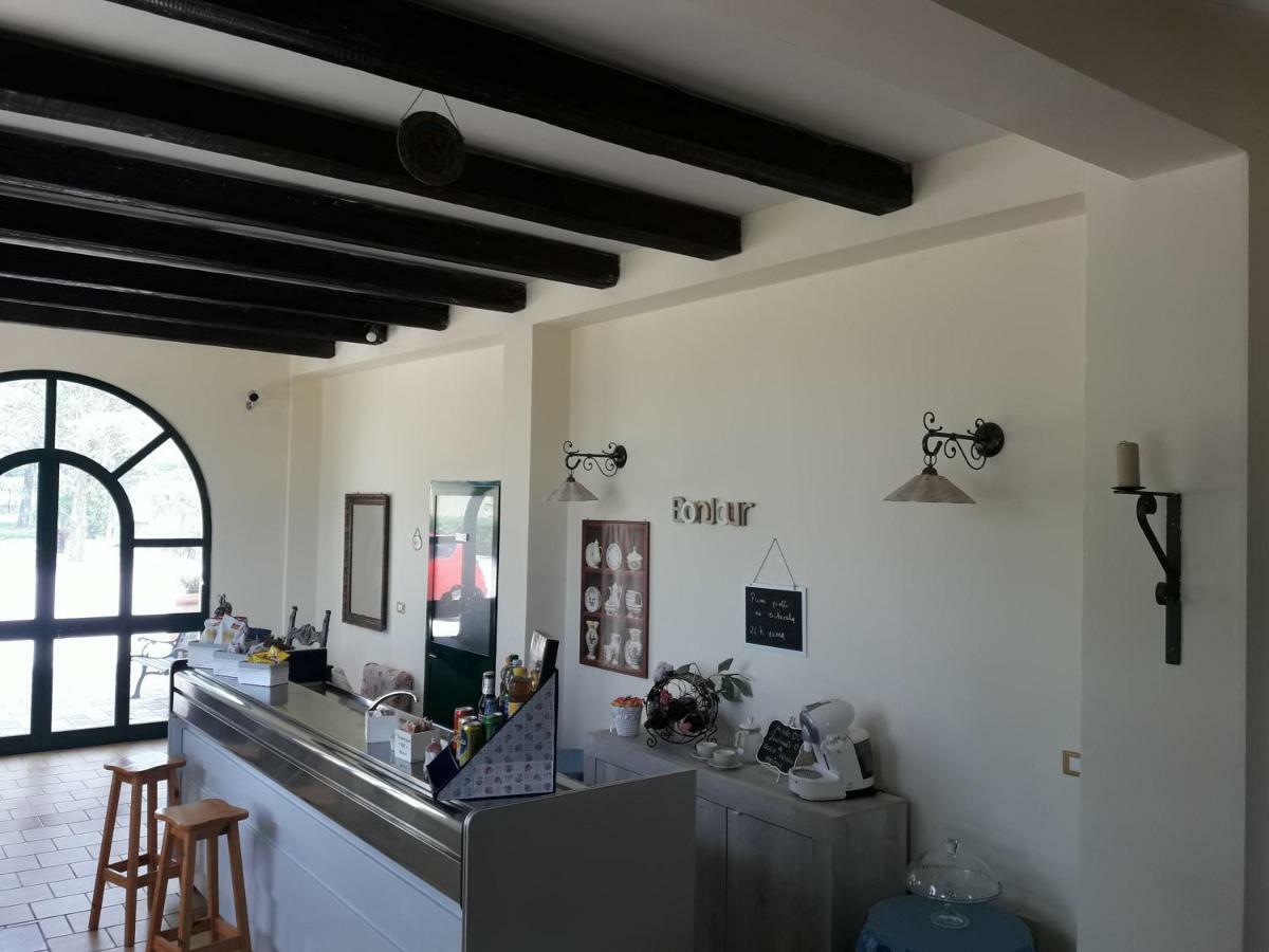 Agriturismo L' Annunziata Lizzano  Kültér fotó